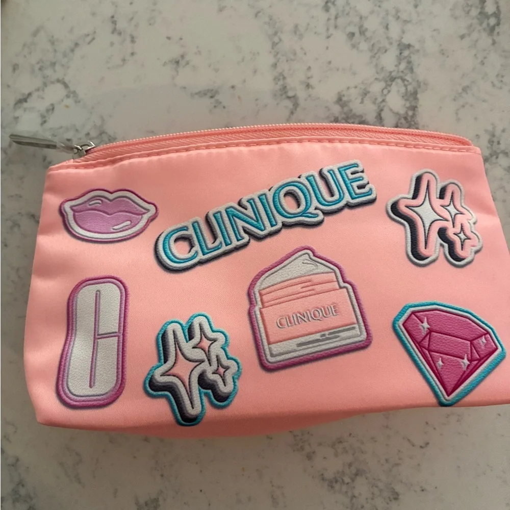 Clinique charming light