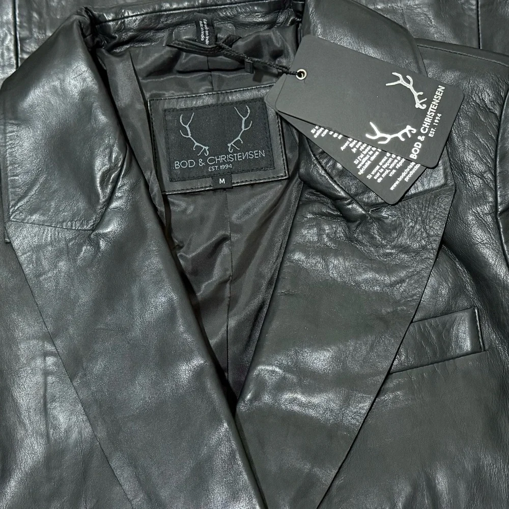 hem notch collar