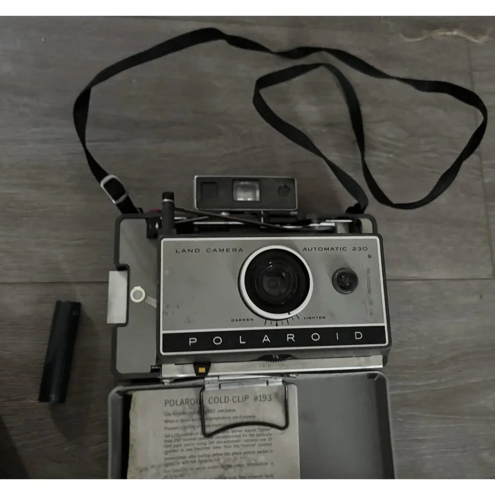N/A vintage polaroid