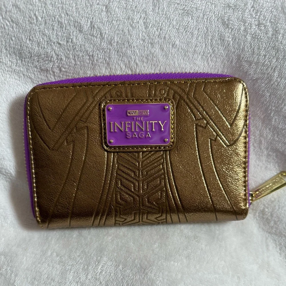 Loungefly chic gold