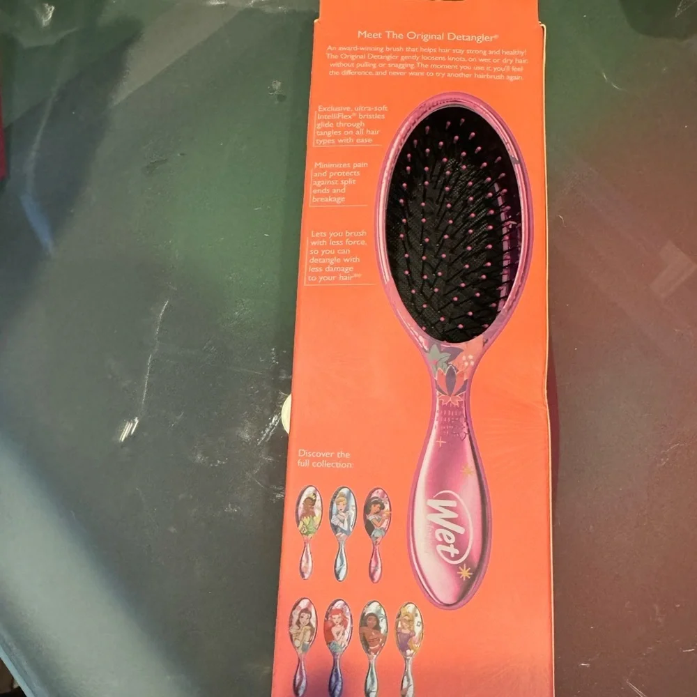 wet brush Disney collab see pic