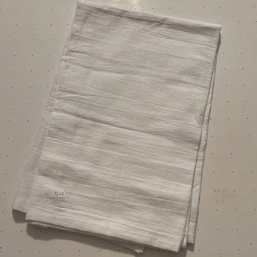 Vintage Style Kitchen Towel - White NWOT