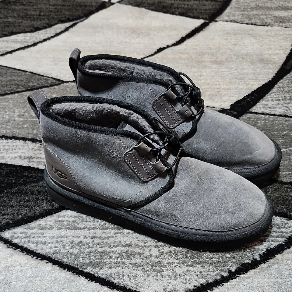 UGG NEUMEL GHILLIE GRAY SUEDE SHEEPSKIN ELASTIC LACES EMBOSSED LOGO SHOES