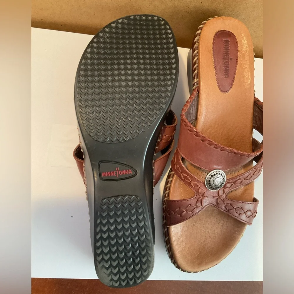 Minnetonka excellent used