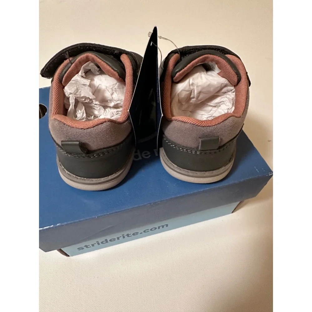 Stride Rite Griffin Shoes in Grey Toddler 5.5M