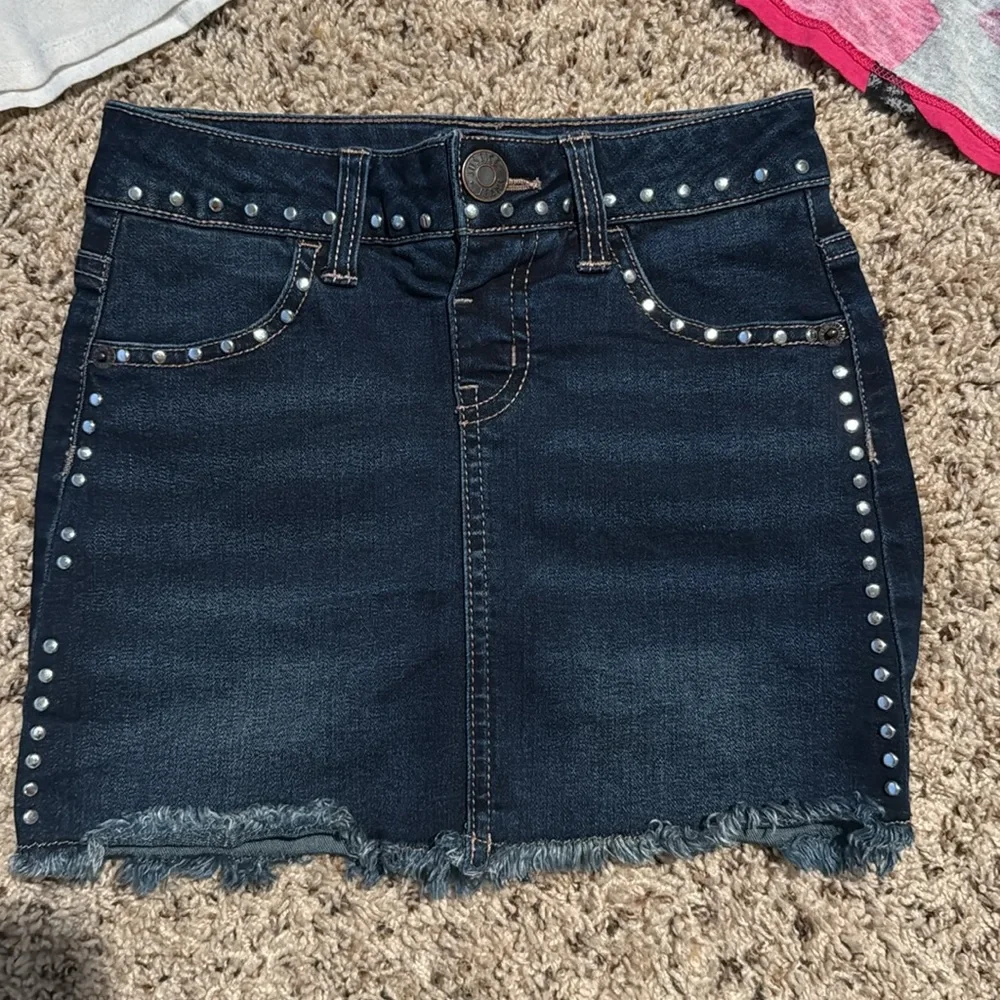 Justice skirt missing