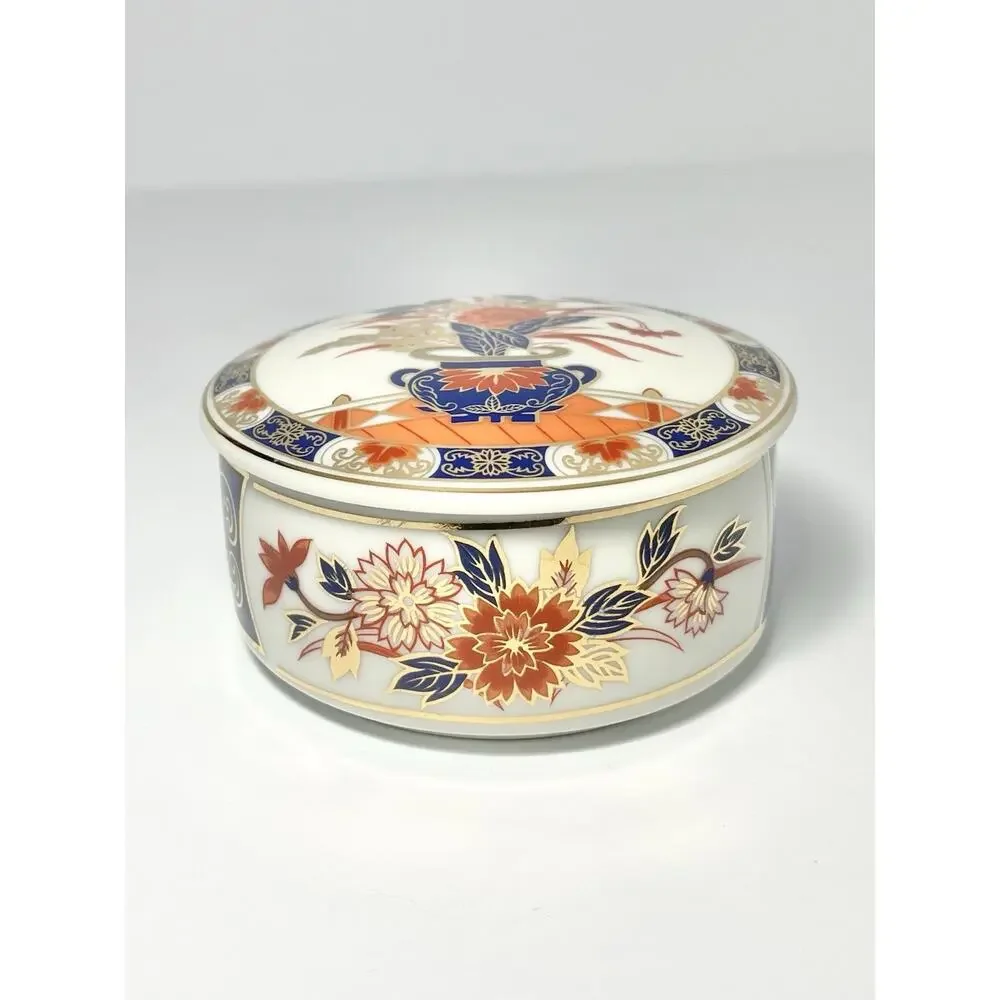Imari Porcelain 1980s vintage