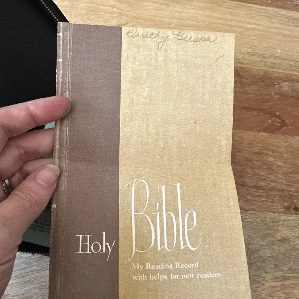 N/A vintage holy