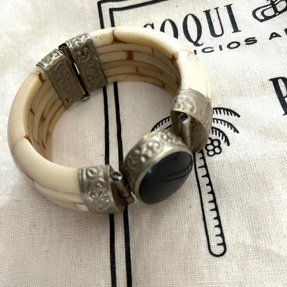 Vintage ethnic bangle