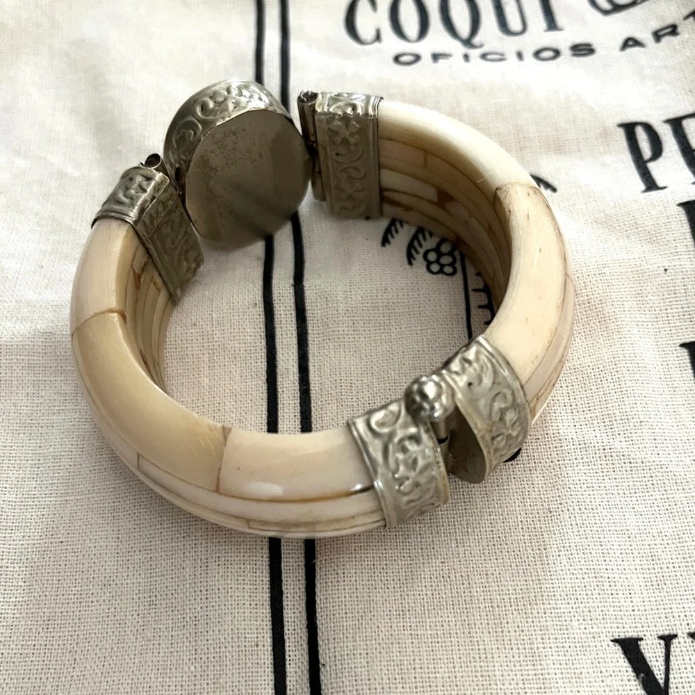 Vintage ethnic bangle
