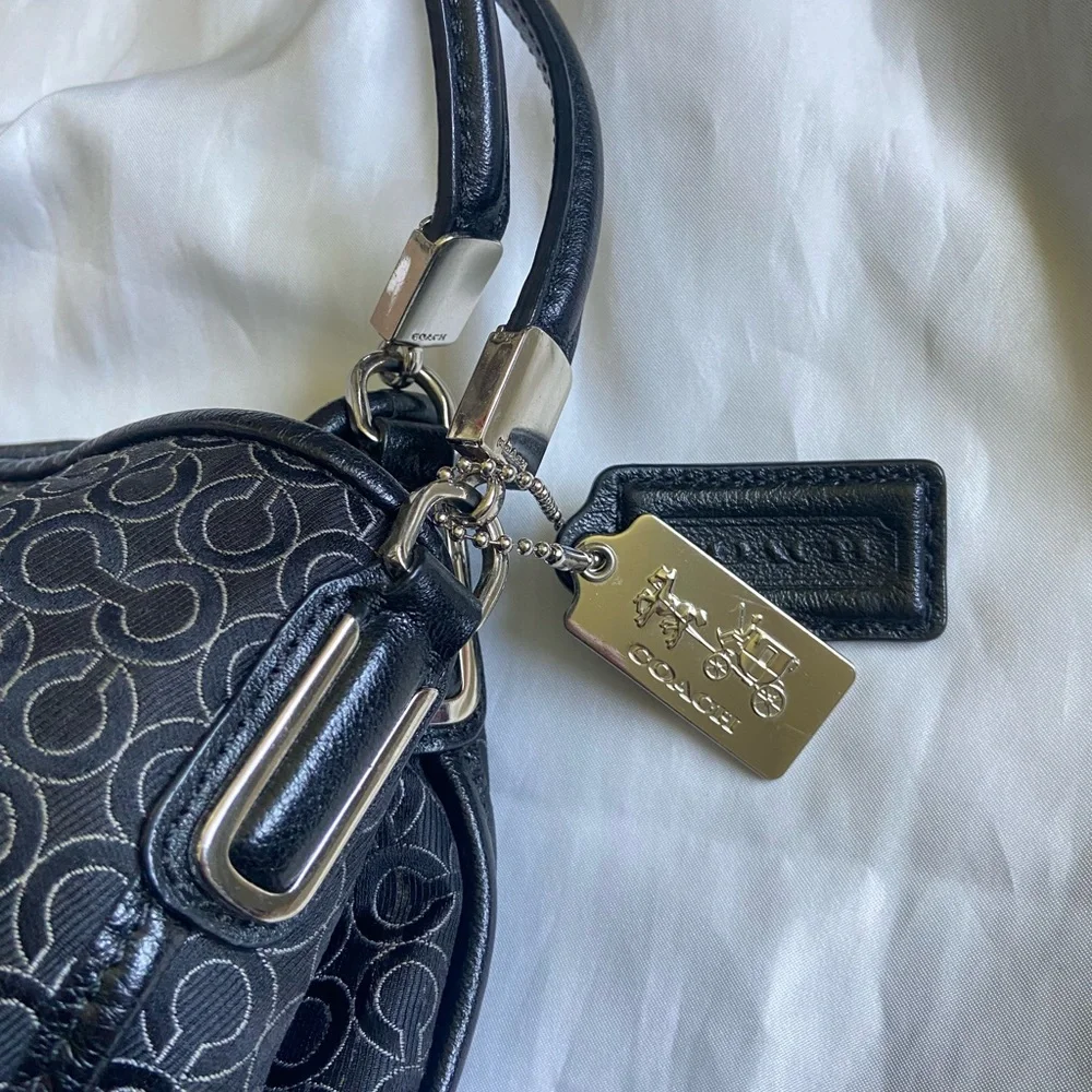 Coach great preowned