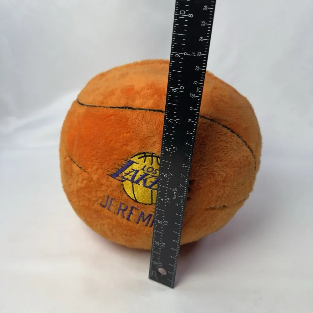 Lakers plushie basketball