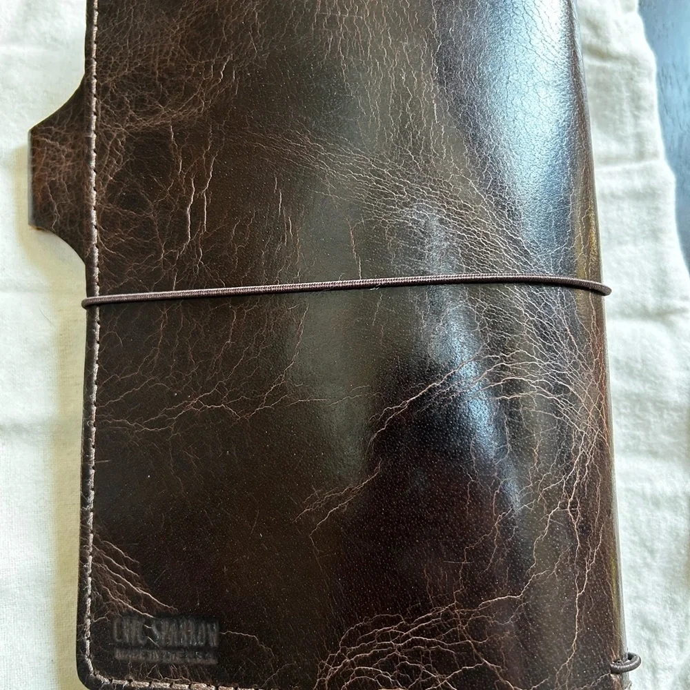 Chic Sparrow brand new
