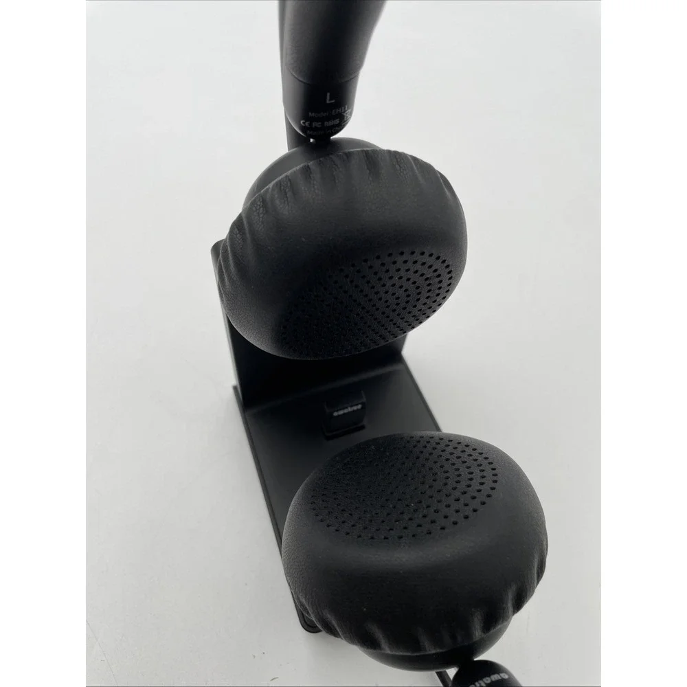 The Unbranded Brand music sleek immerse