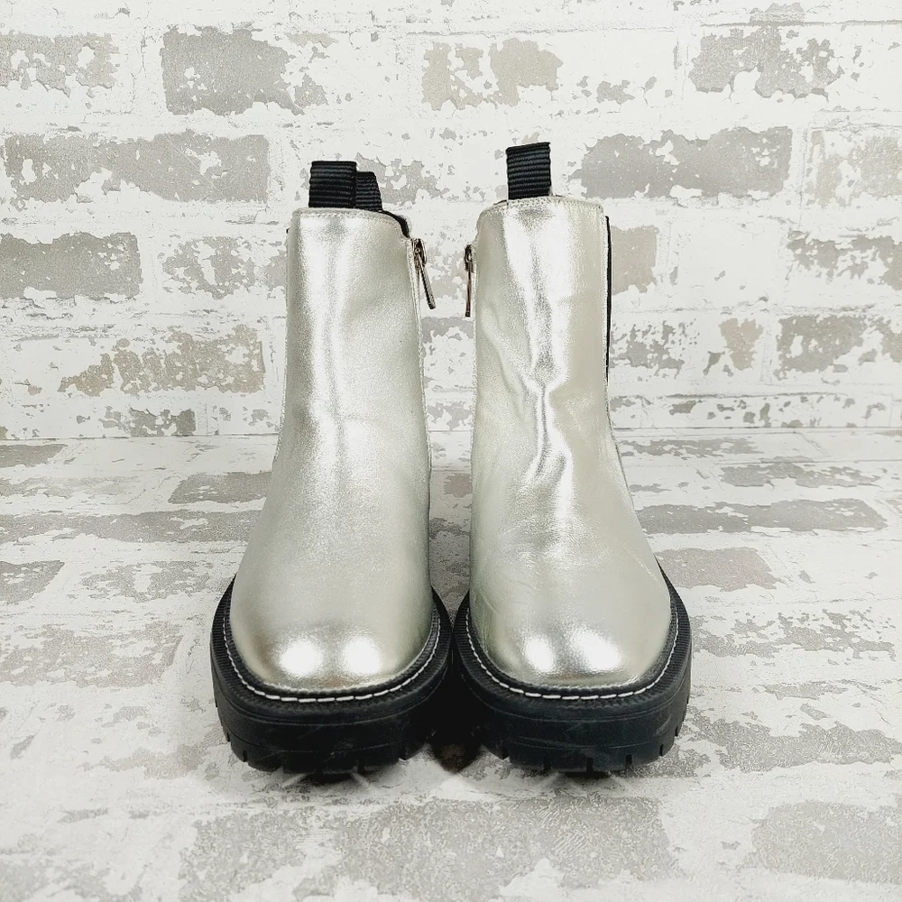 New Sam Edelman Laguna Silver Leather Pull On Chelsea Boots O105