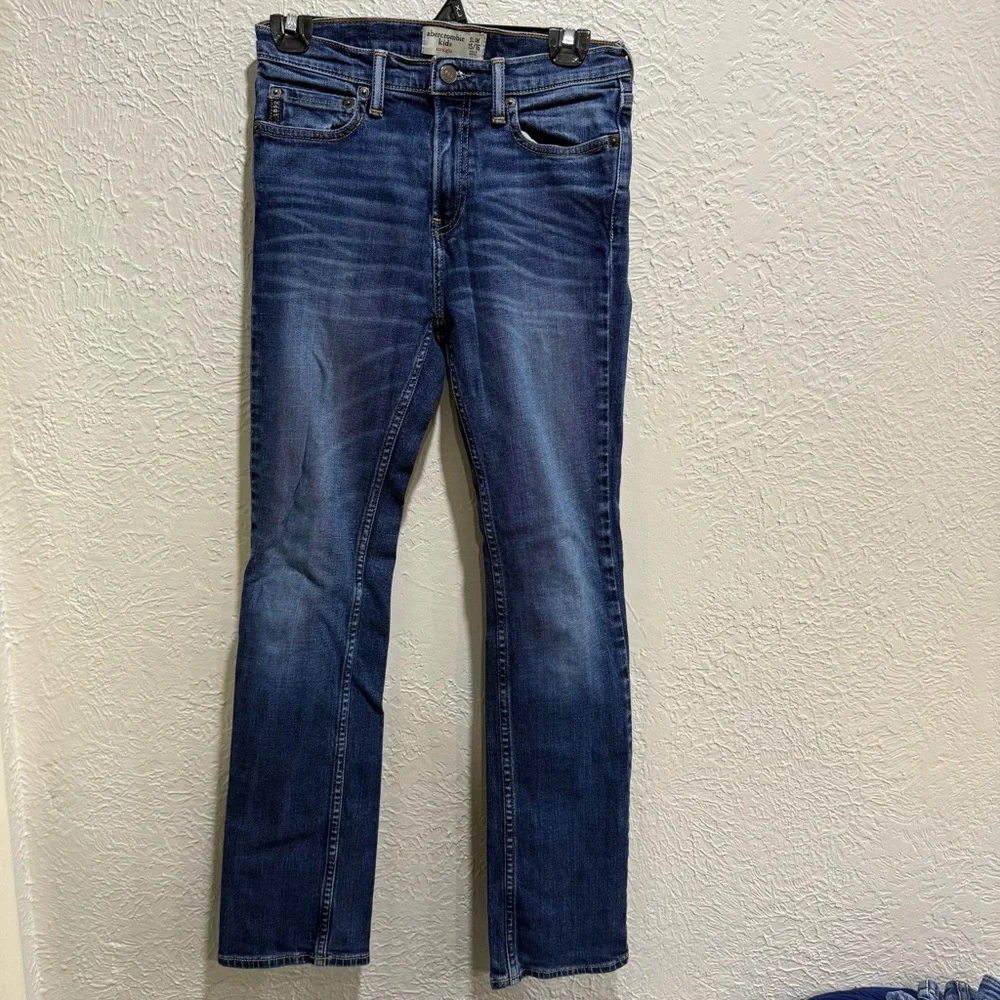 Abercrombie Kids 15/16 Slim Straight Leg Jeans