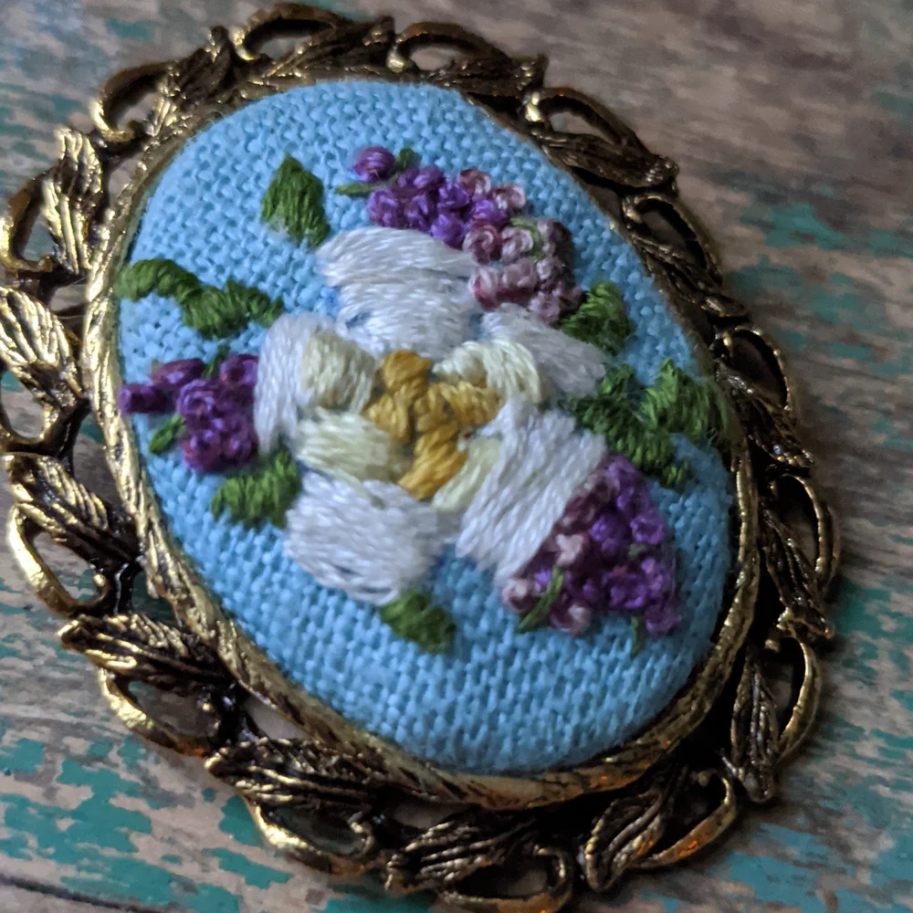 Vintage embroidered linen