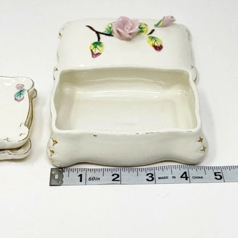 N/A charming vintage