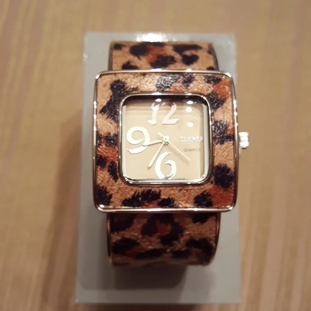 𝅺BIJOUX TERNER watch. New.