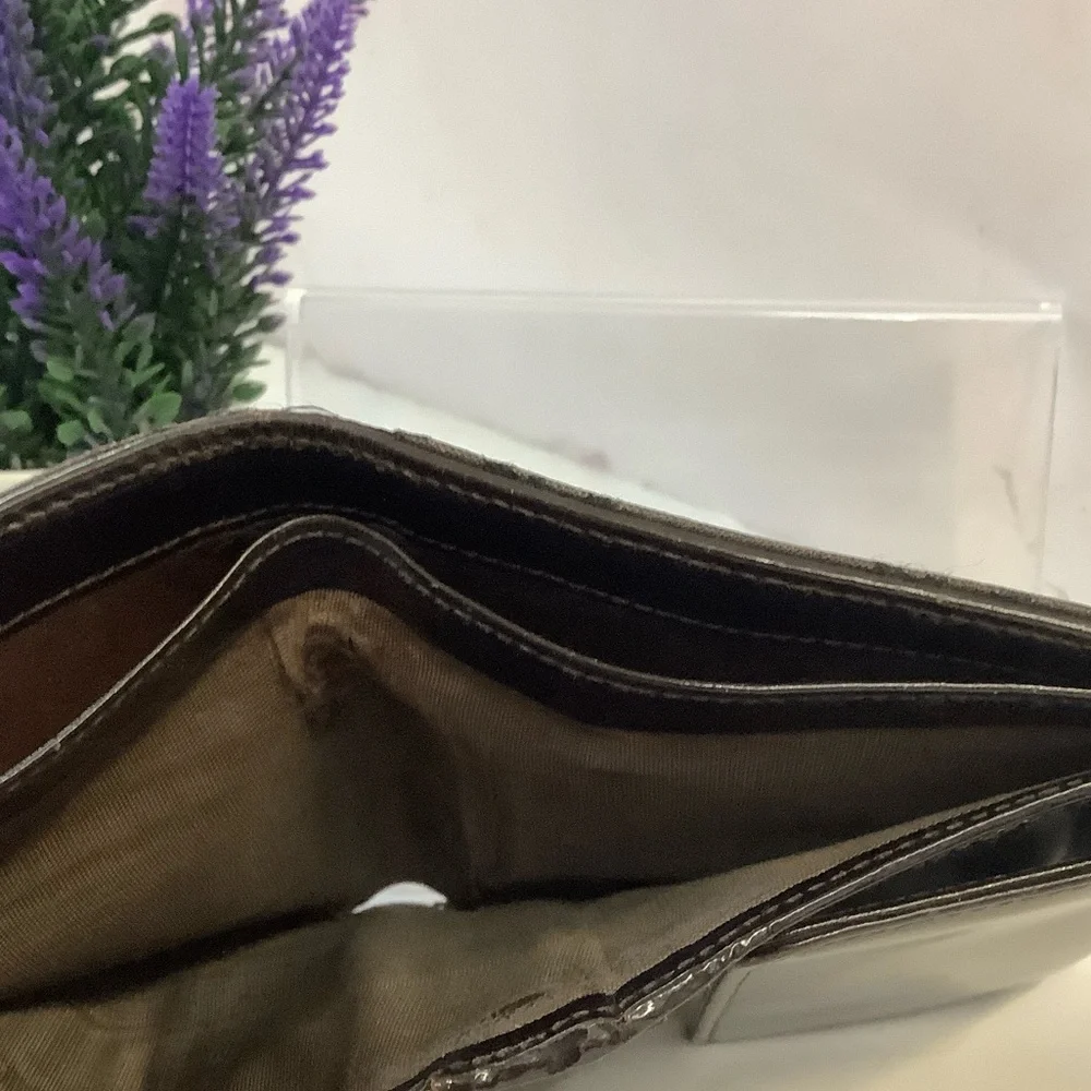 Gucci stylish brown