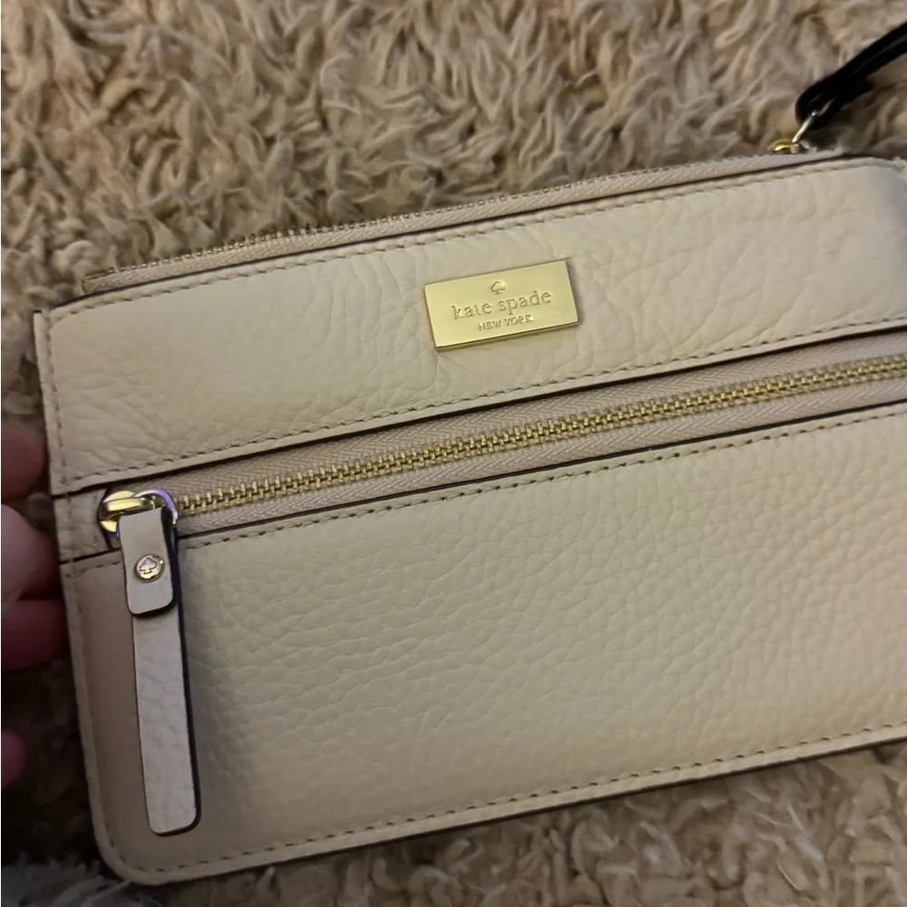 kate spade elegant versatile