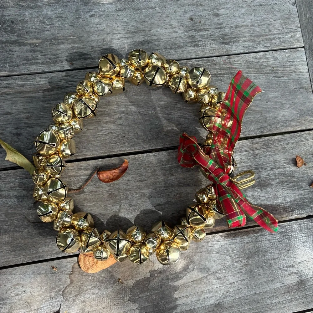 N/A decorative gold