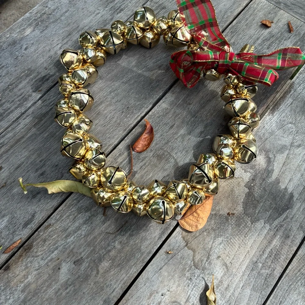 N/A decorative gold