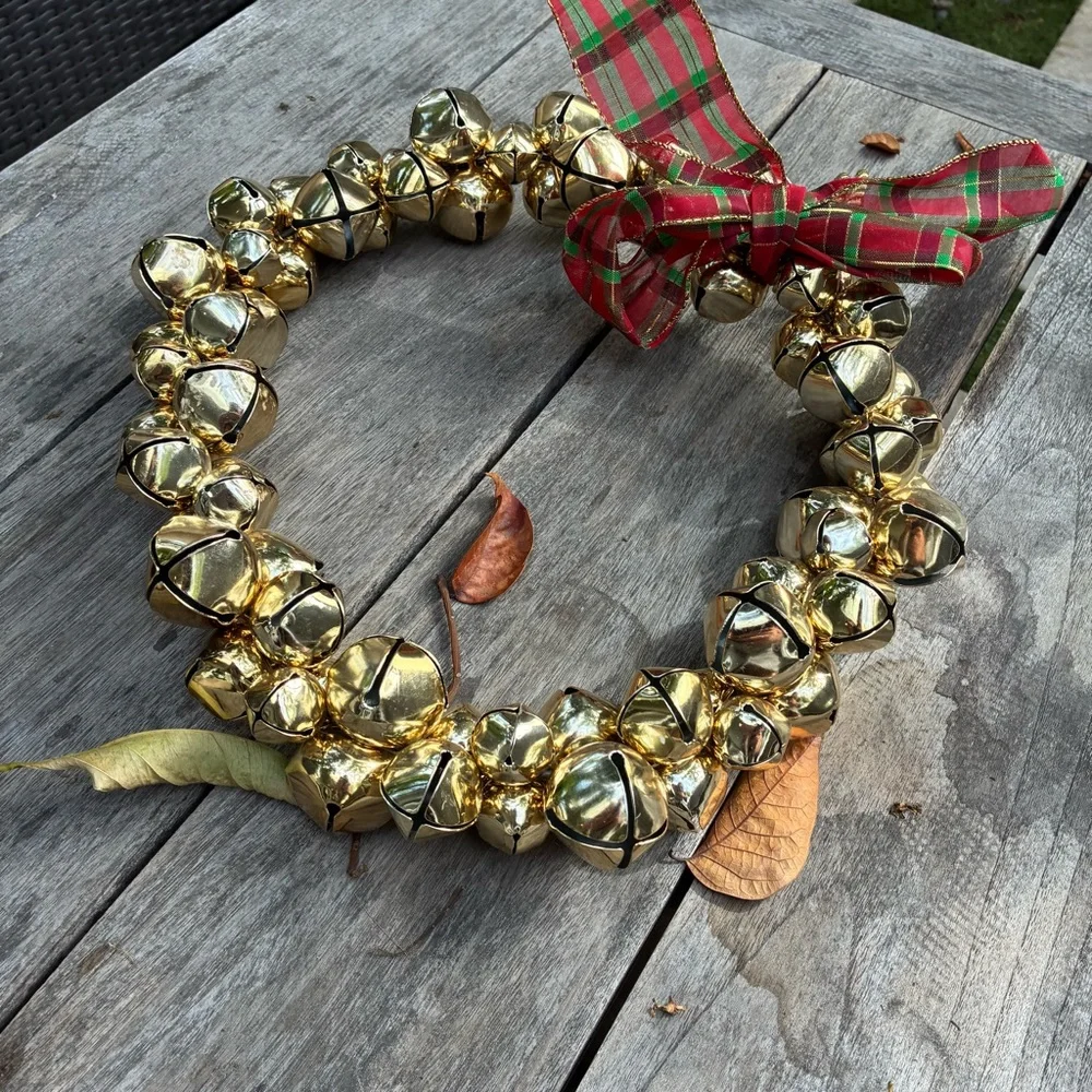 N/A decorative gold