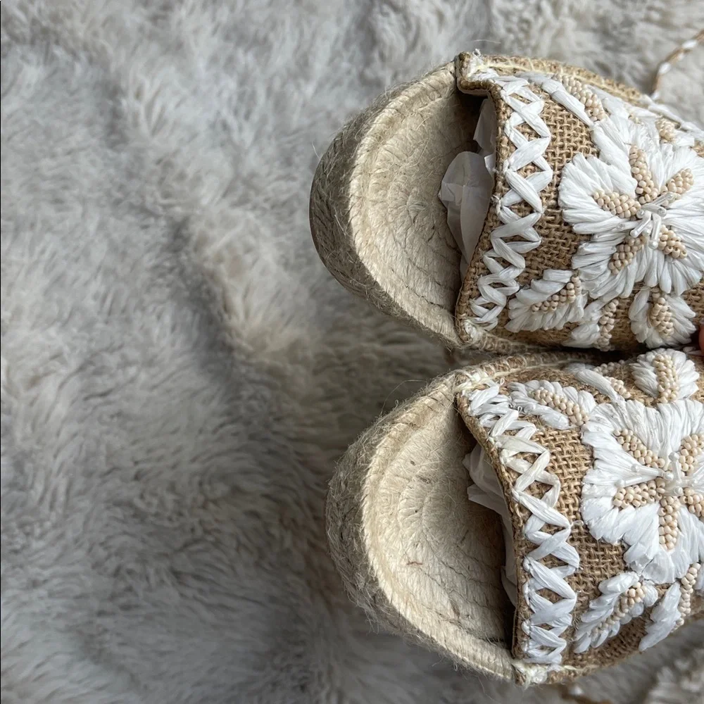 chic espadrille