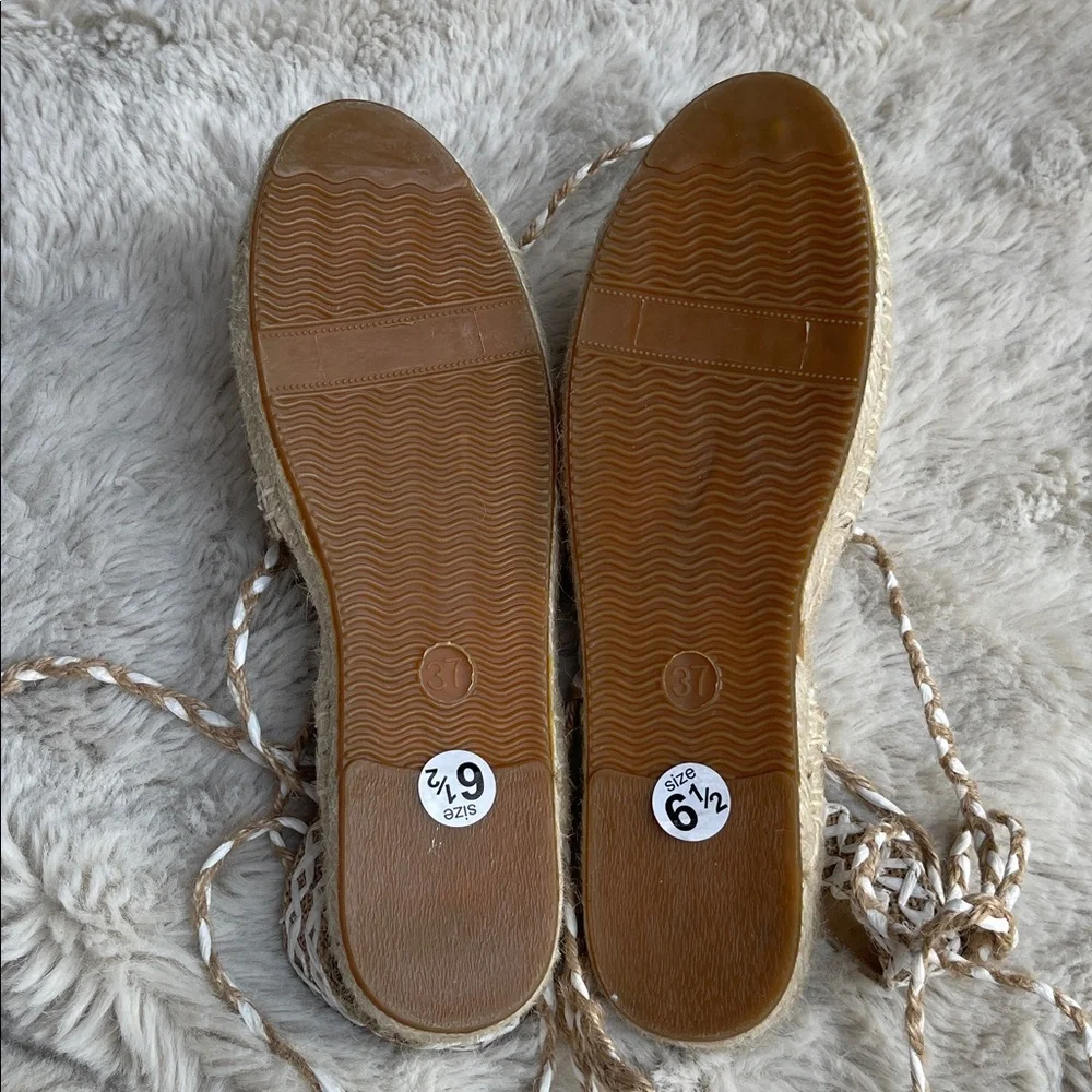 chic espadrille