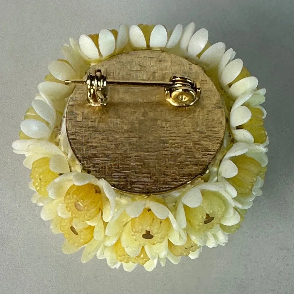 N/A charming vintage