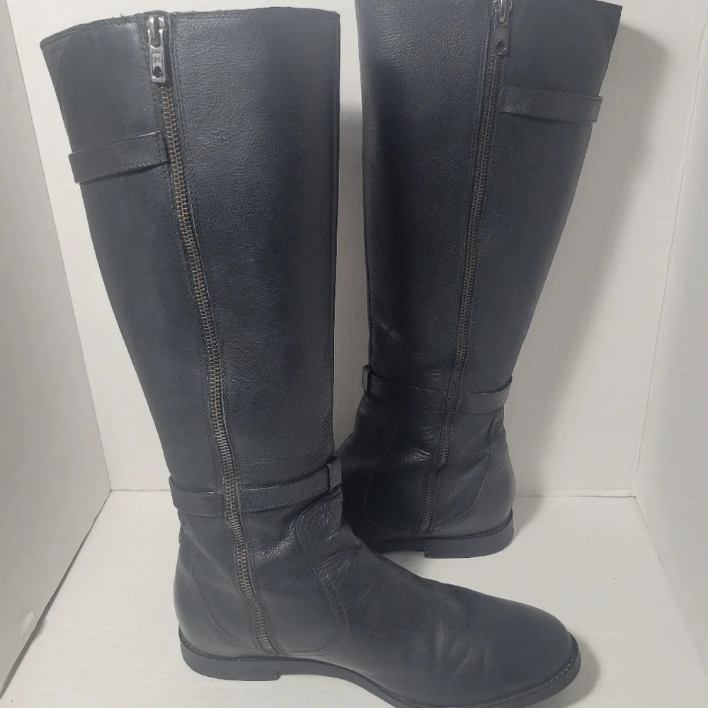Cole Haan classic knee