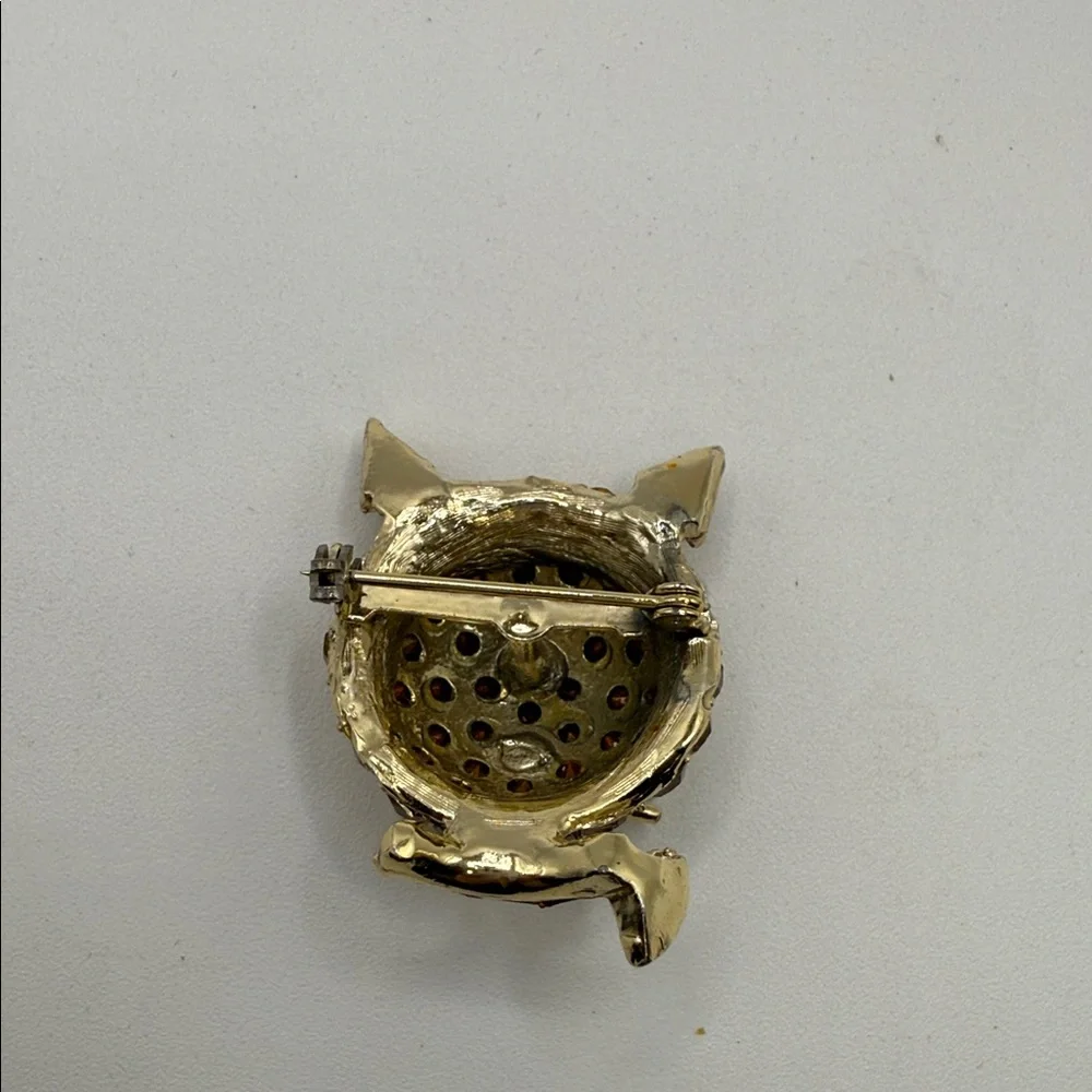unknown elegant gold