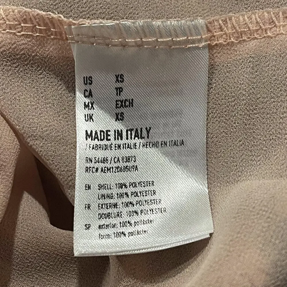 American Eagle Outfitters are dark