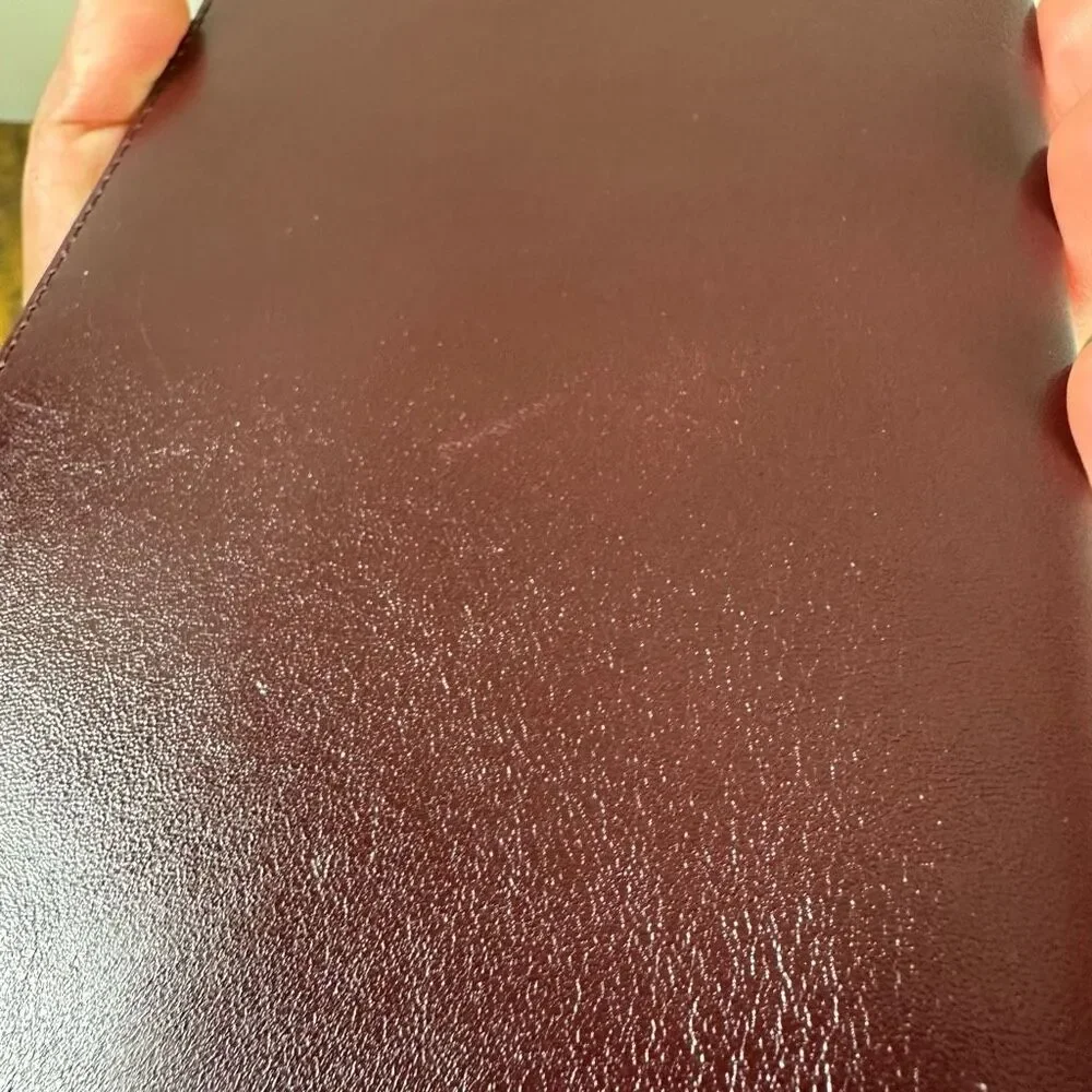 Cartier Vintage Bordeaux Leather‎ Long Bifold Vertical Wallet