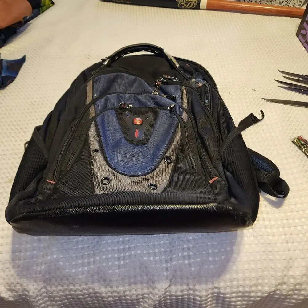 SWISS GEAR EUC XL BACKPACK LAPTOP 17