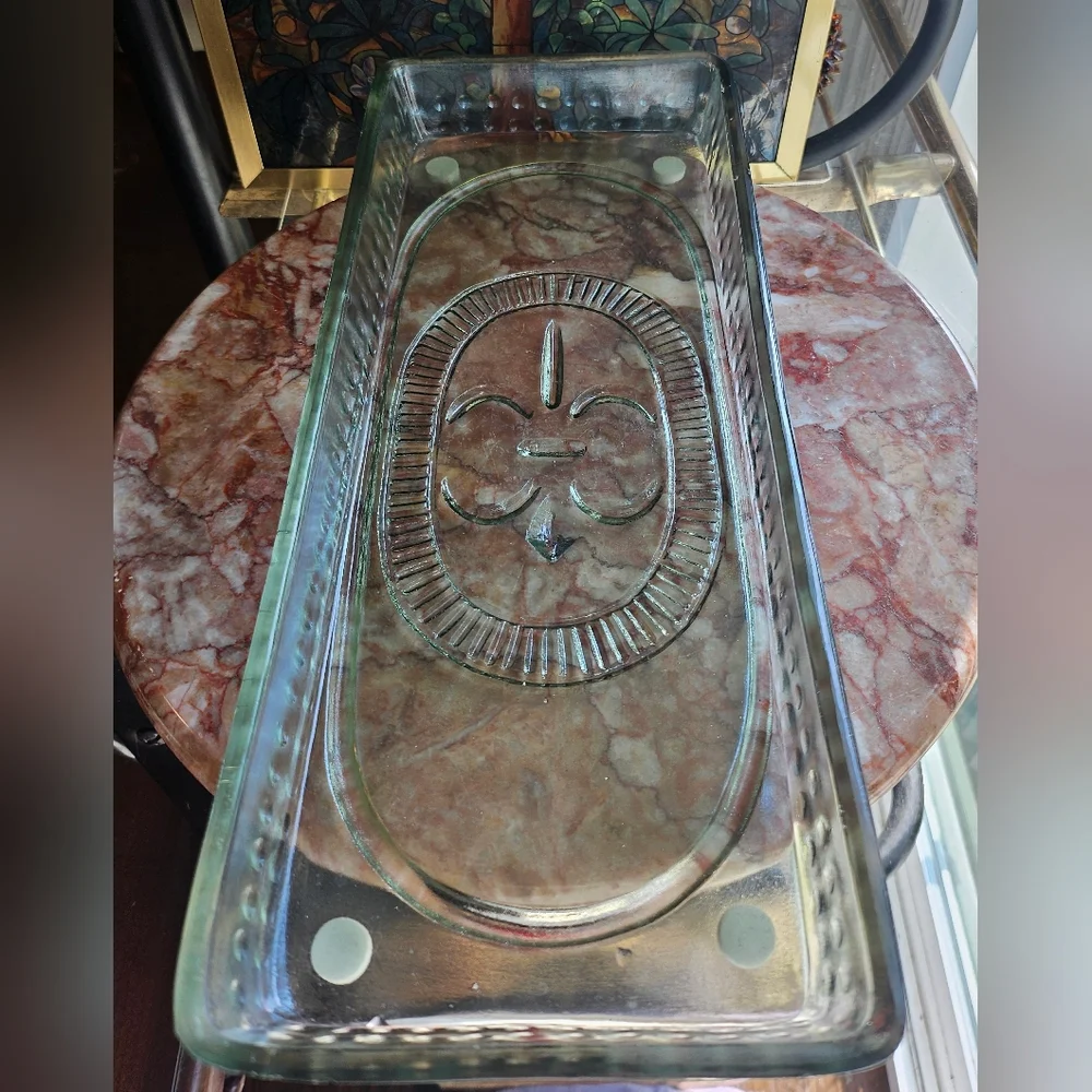 Vintage Fluer-De-Lis Make Up Tray
