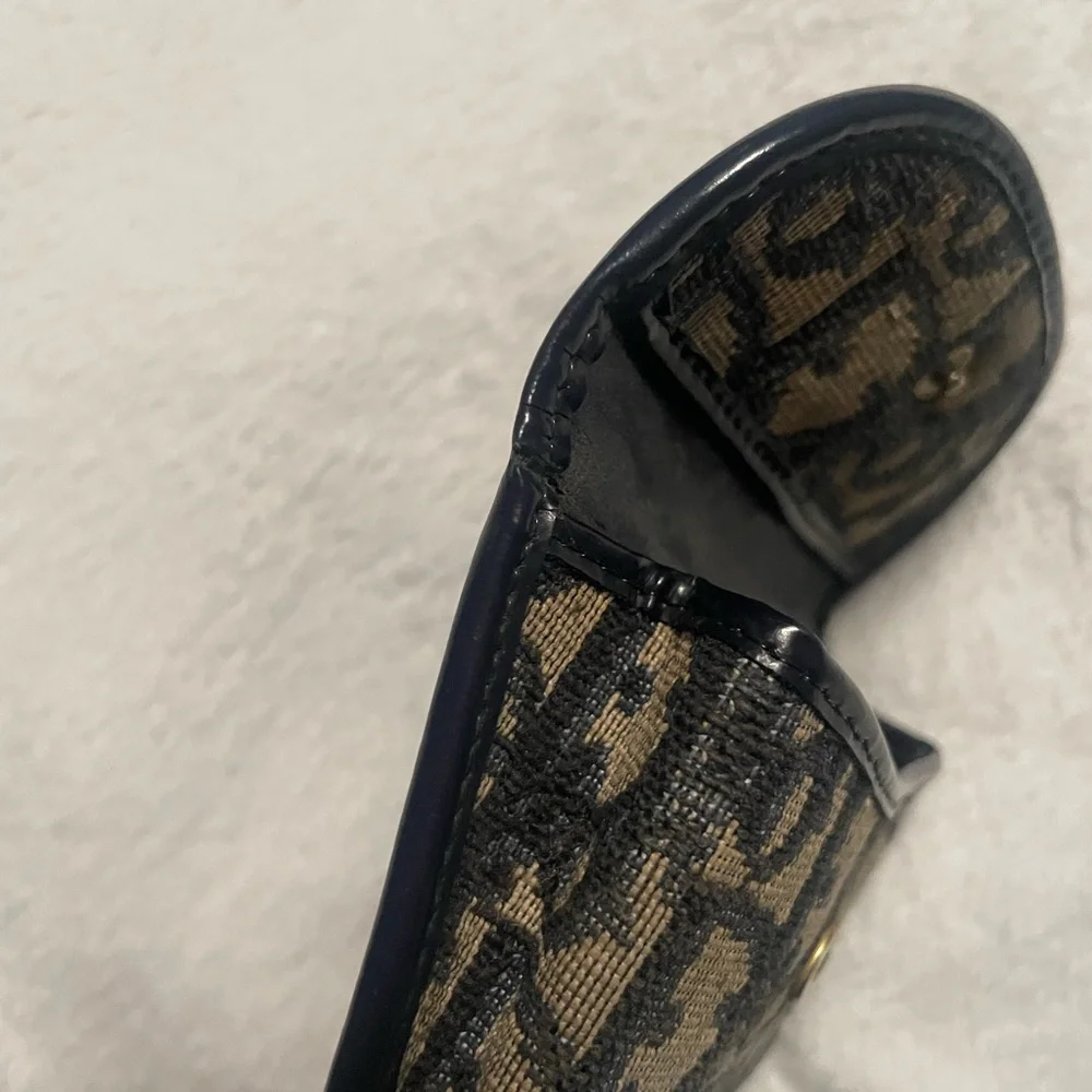 Dior navy pouch