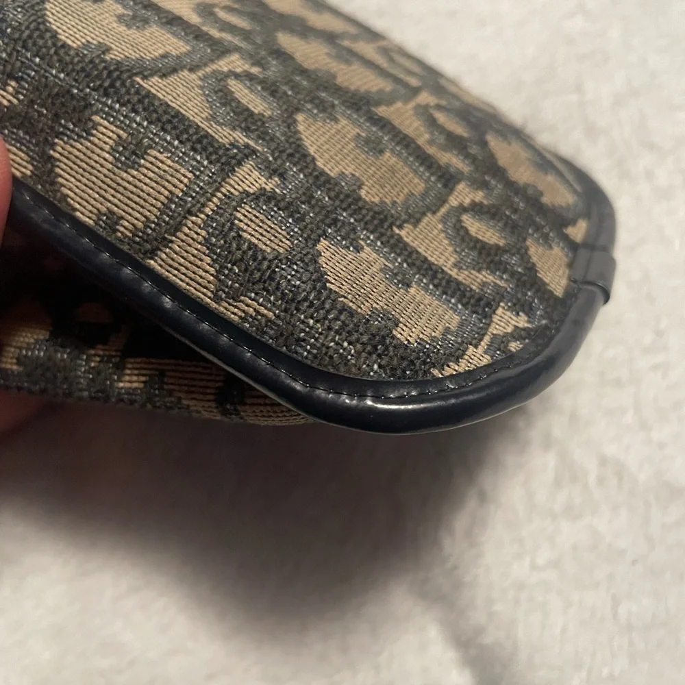 Dior navy pouch