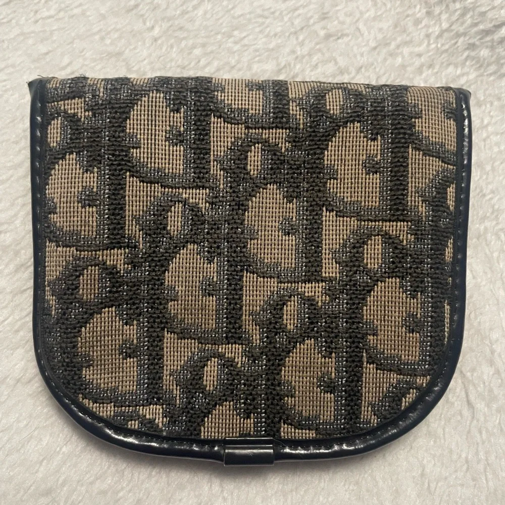 Dior navy pouch