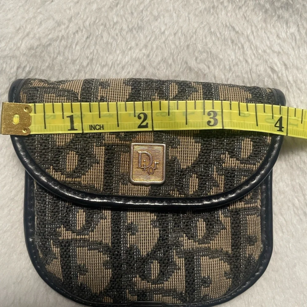 Dior navy pouch