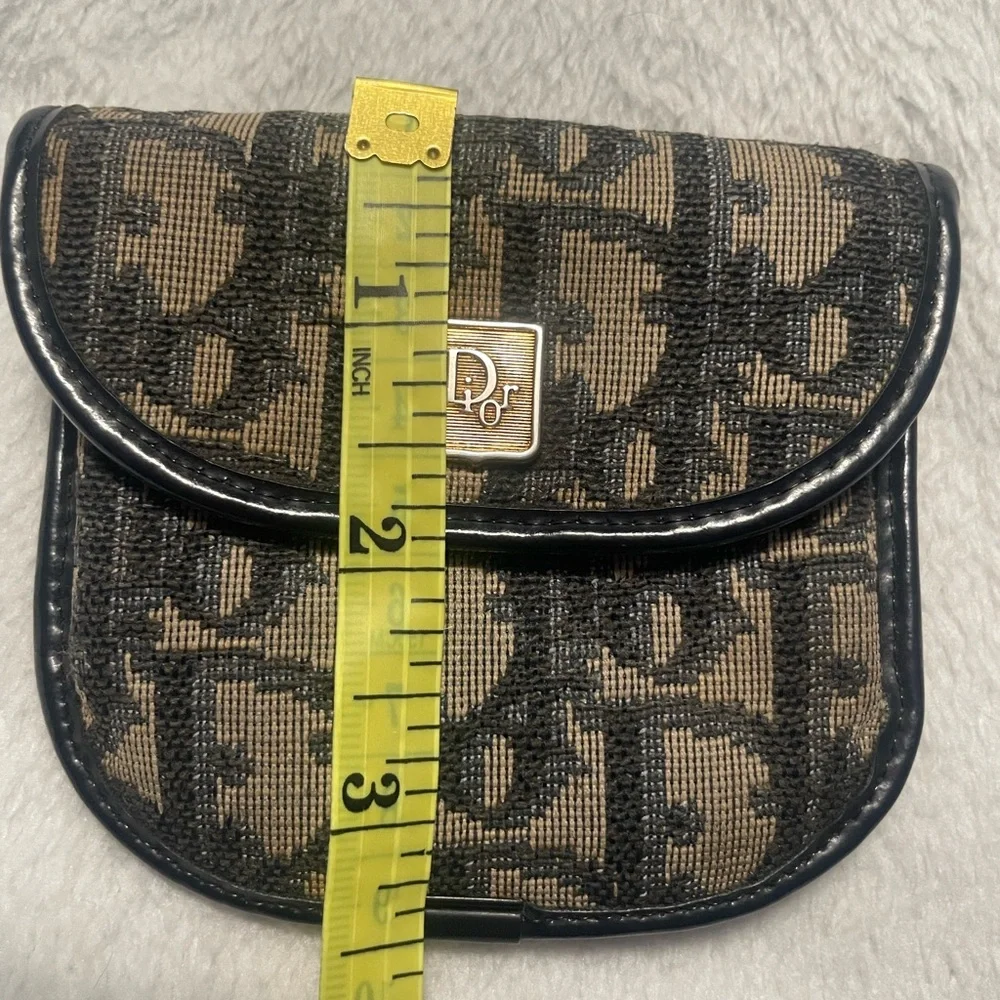 Dior navy pouch
