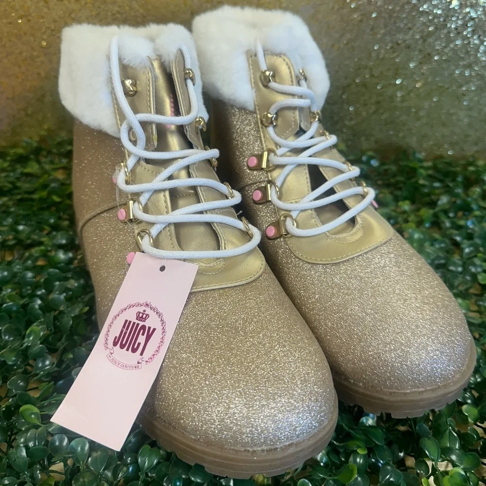 Juicy Couture shimmering gold