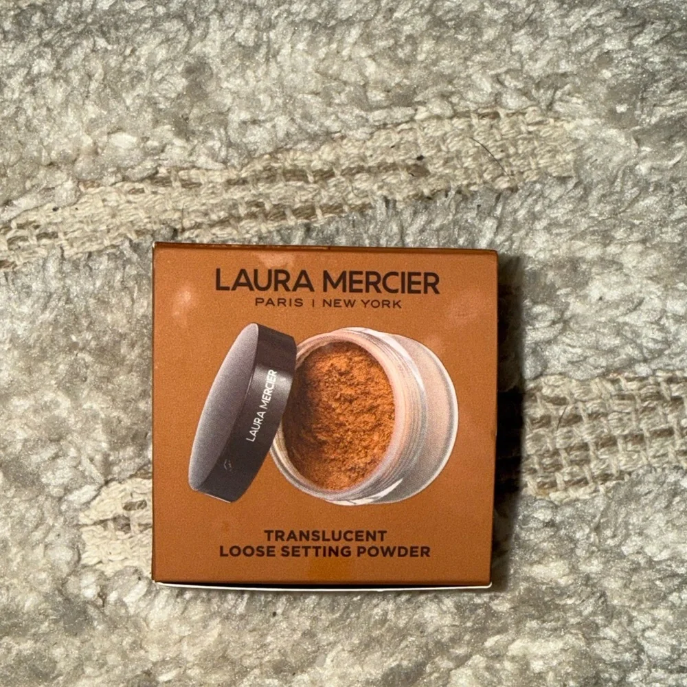 Laura Mercier Translucent Loose Setting Powder Medium Deep - Mini **New
