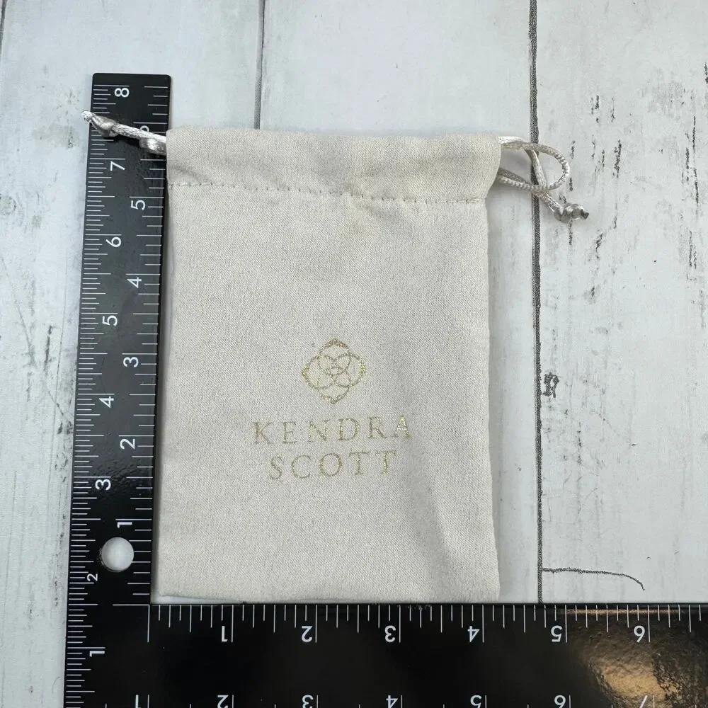 Kendra Scott bag offers