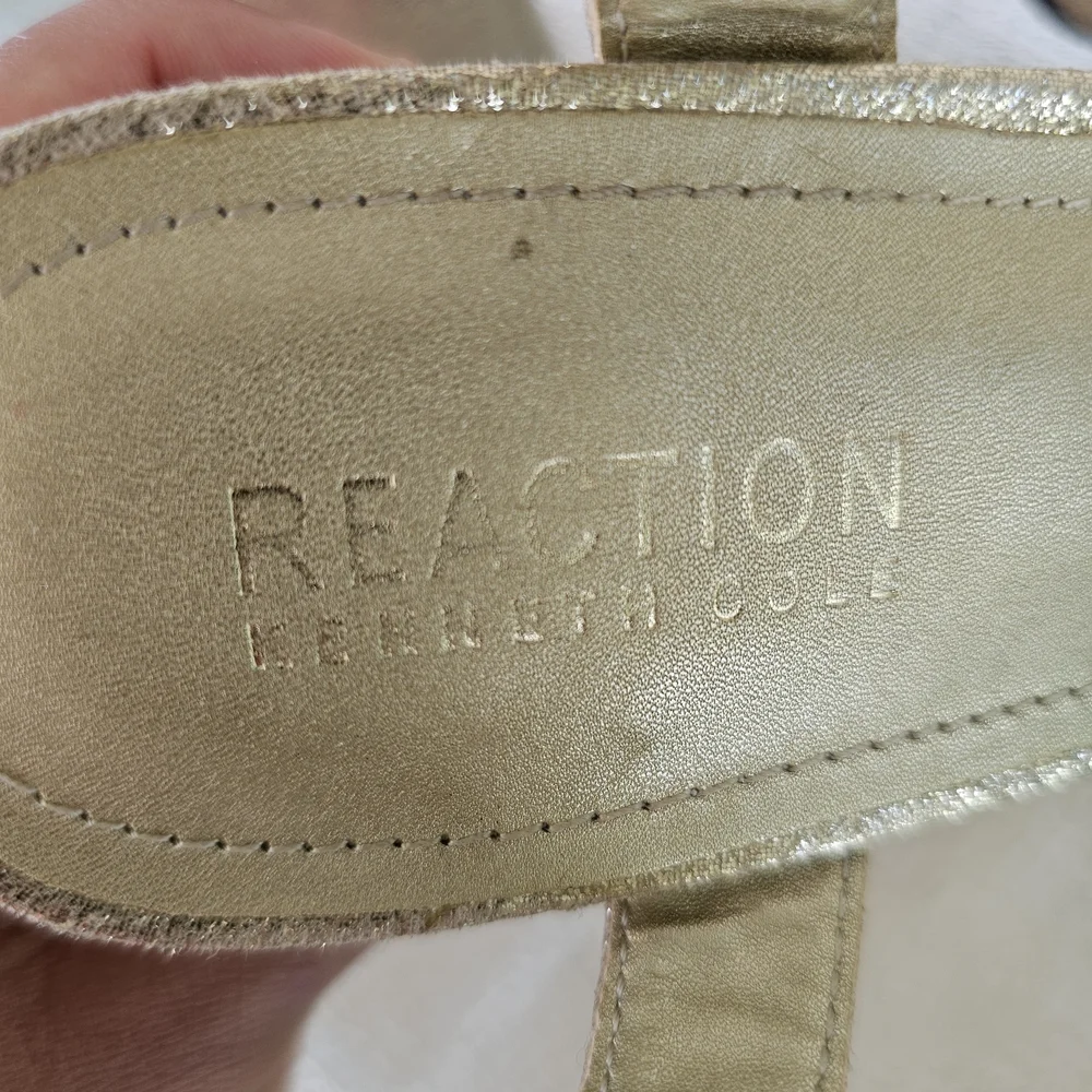 Reaction Kenneth Cole step into