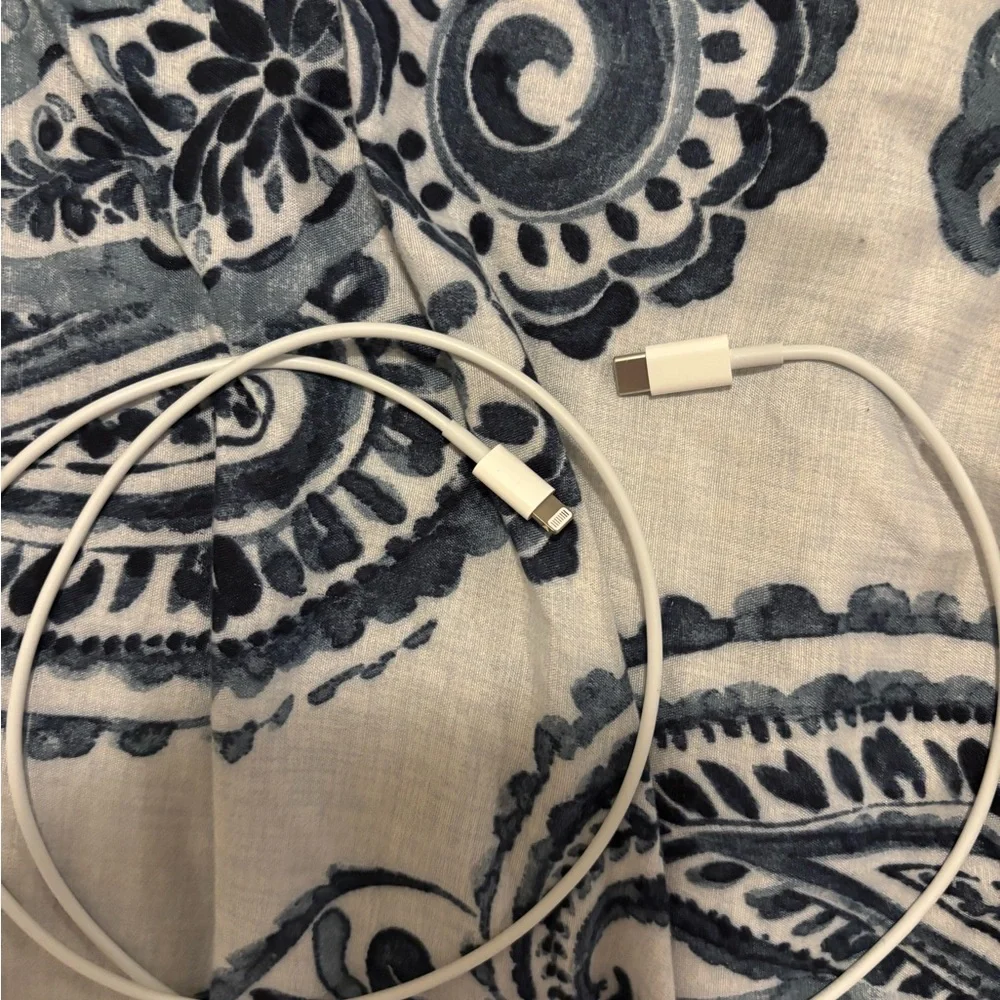 Apple White Charging Cable