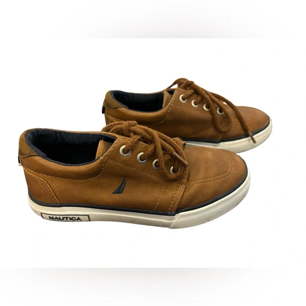 Nautica boys brown