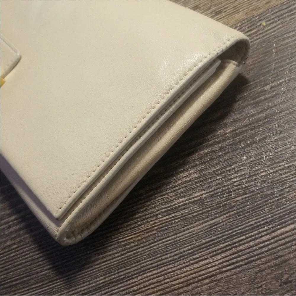 N/A elegant clutch