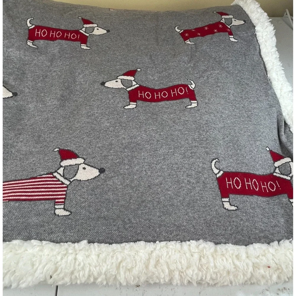 Nicole Miller Home Sherpa Throw Blanket Christmas Dachshund Dogs 50x60 Gray Red
